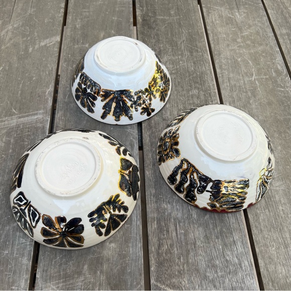 Studio Art Pottery Glazed Floral Bowls Set of Three Artist Signed Gold Trimmed - Picture 8 of 12